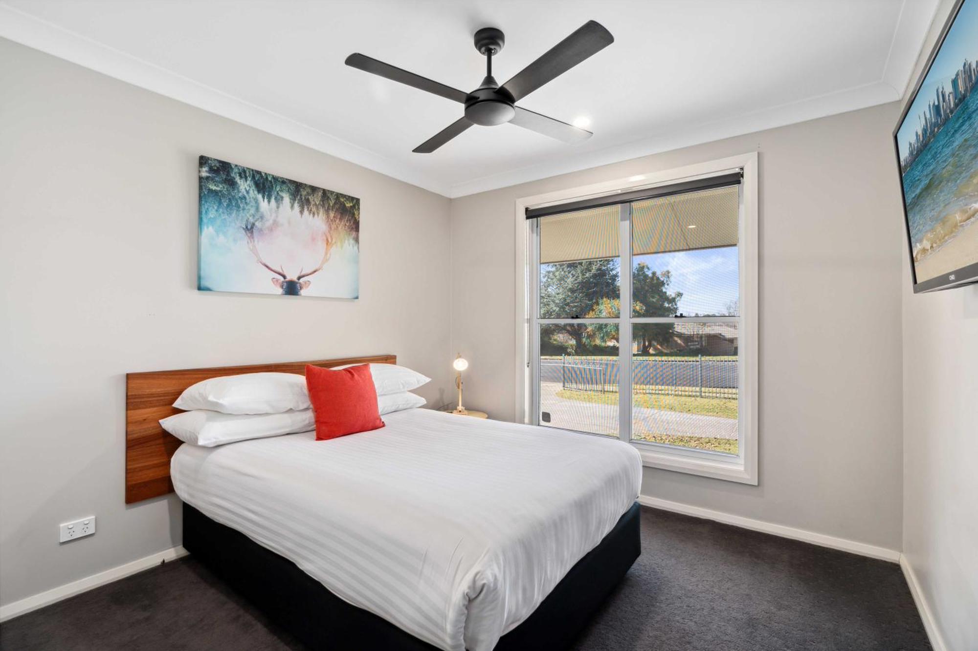 West End Motor Lodge Orange Extérieur photo