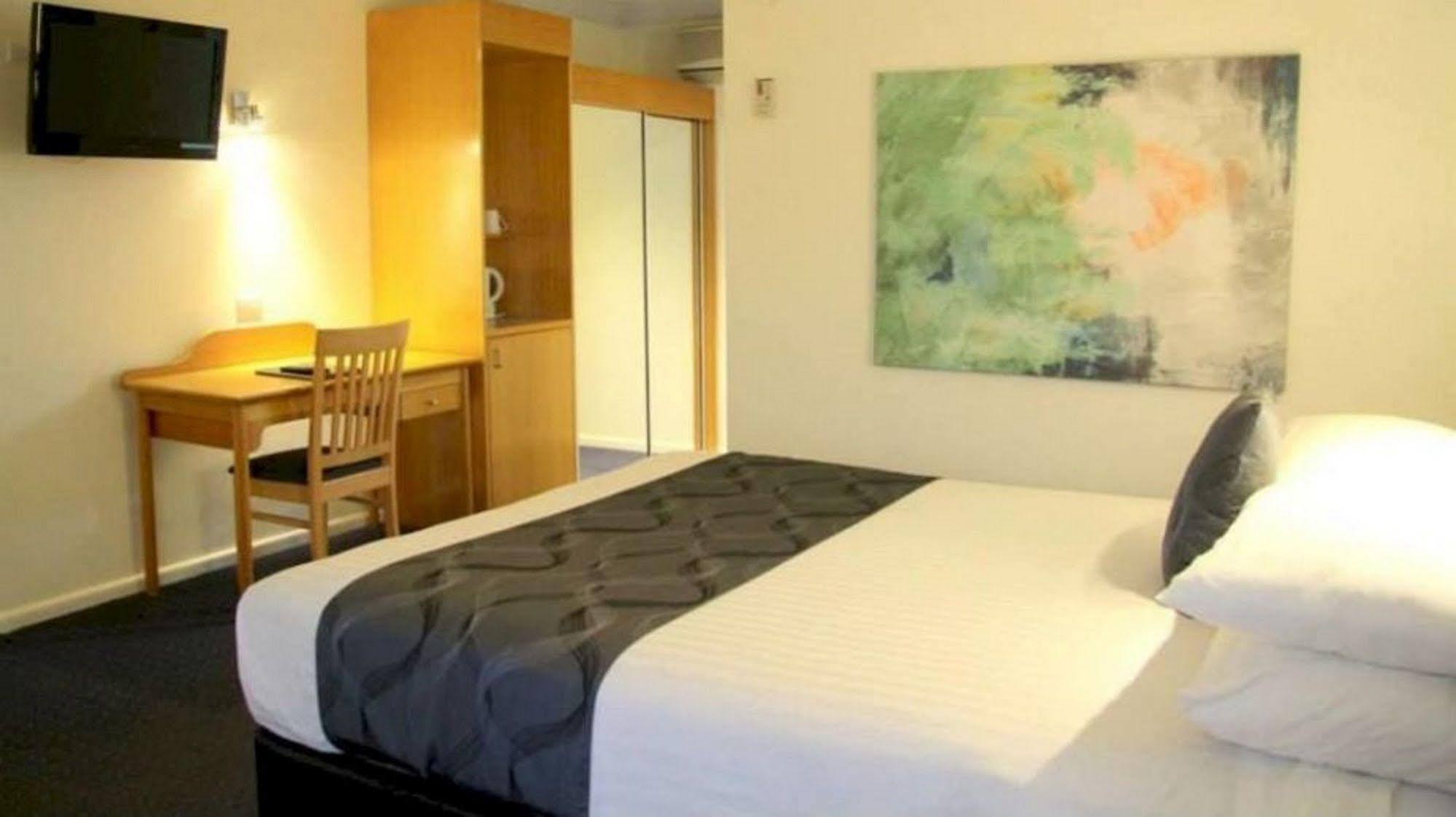 West End Motor Lodge Orange Extérieur photo